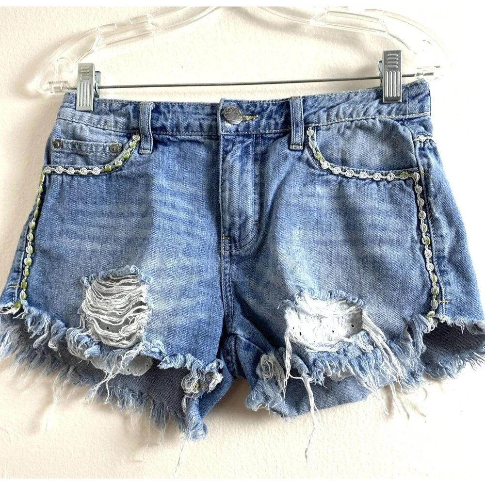 Free Free People Denim Shorts Distressed Size 25 Blue Fringe Pockets Embroidered